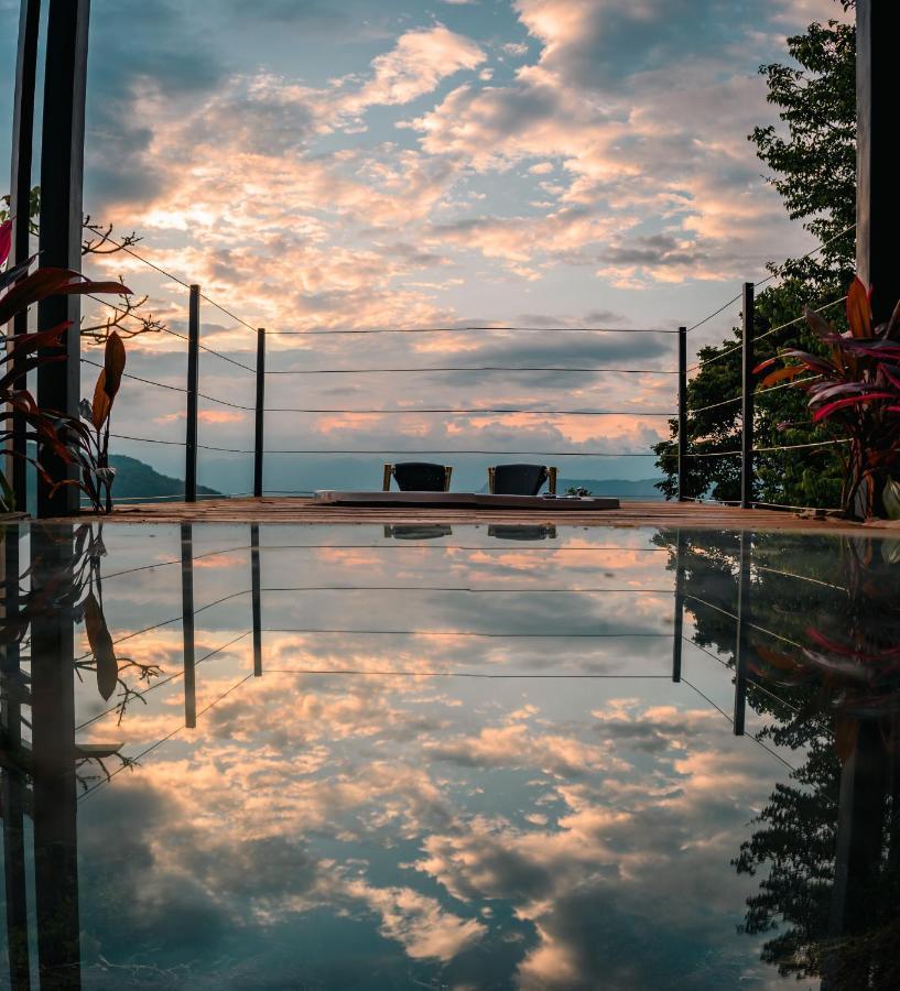 Sunset Palm Lodge Сан-Хиль Экстерьер фото