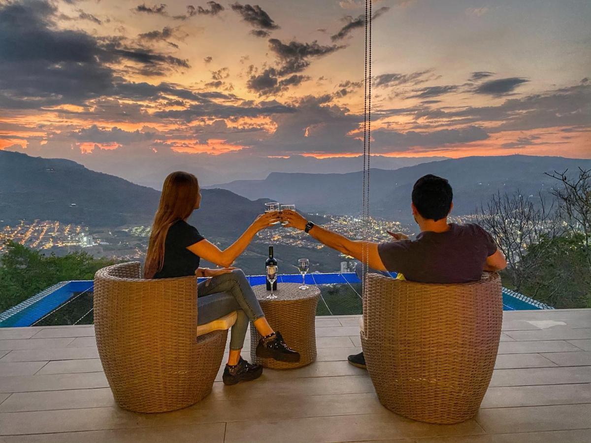 Sunset Palm Lodge Сан-Хиль Экстерьер фото